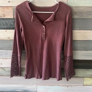 Medium Henley long sleeve